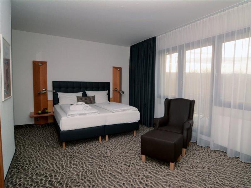 Doblergreen Hotel Stuttgart-Gerlingen Exteriör bild
