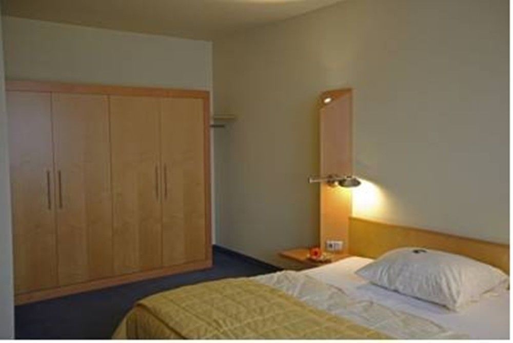 Doblergreen Hotel Stuttgart-Gerlingen Exteriör bild